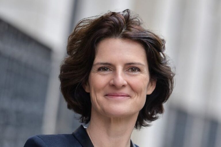 Florence Bailleul est nommée directrice générale de Indra Automobile Recycling