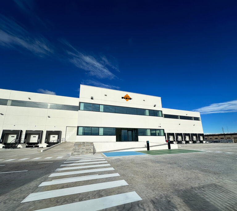 NRF ouvre un nouvel entrepôt de 12 700 m2 à Valence