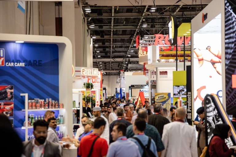 Automechanika Dubaï fait la part belle aux voitures de collection