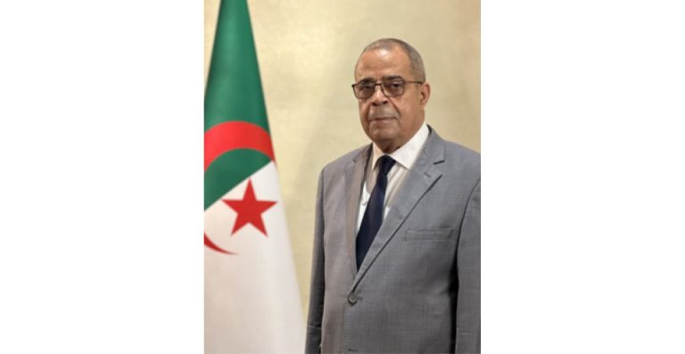 Algérie : M. Aoun inaugure un complexe industriel de production de pièces de rechange de véhicules