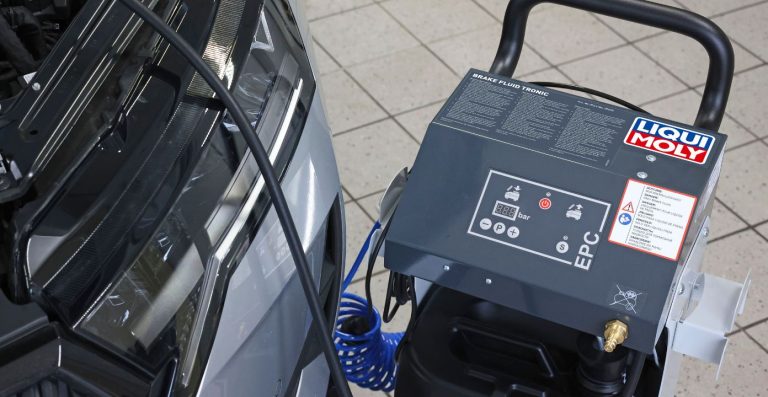 L’air sort, la puissance rentre – en toute efficacité avec Brake Fluid Tronic de LIQUI MOLY