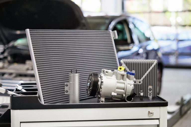 Bosch élargit son portefeuille après-vente avec des composants clés pour les systèmes de direction et de suspension